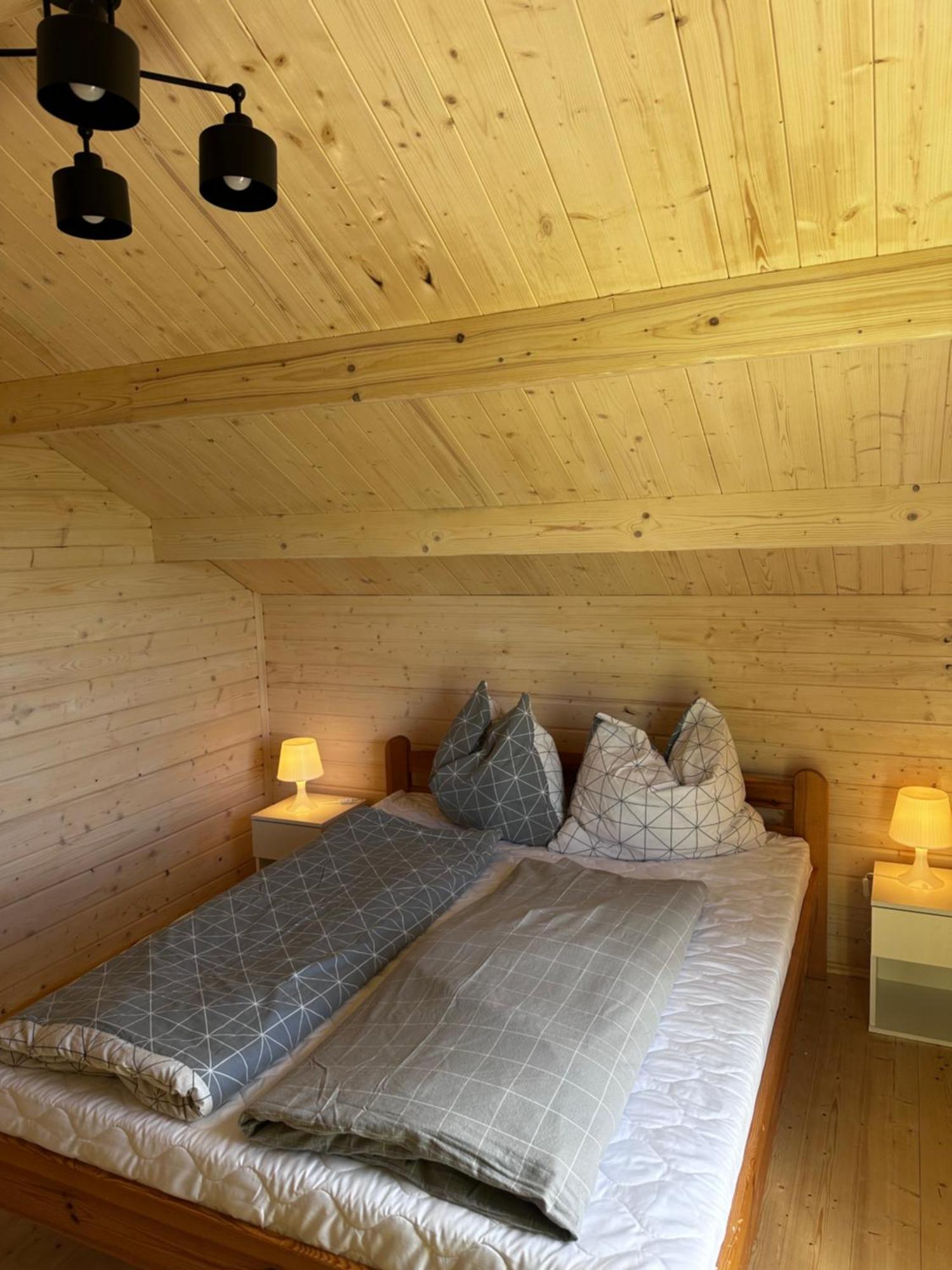 Villa Chatki Nad Wodnym Zakatkiem. à Wapnica  Extérieur photo