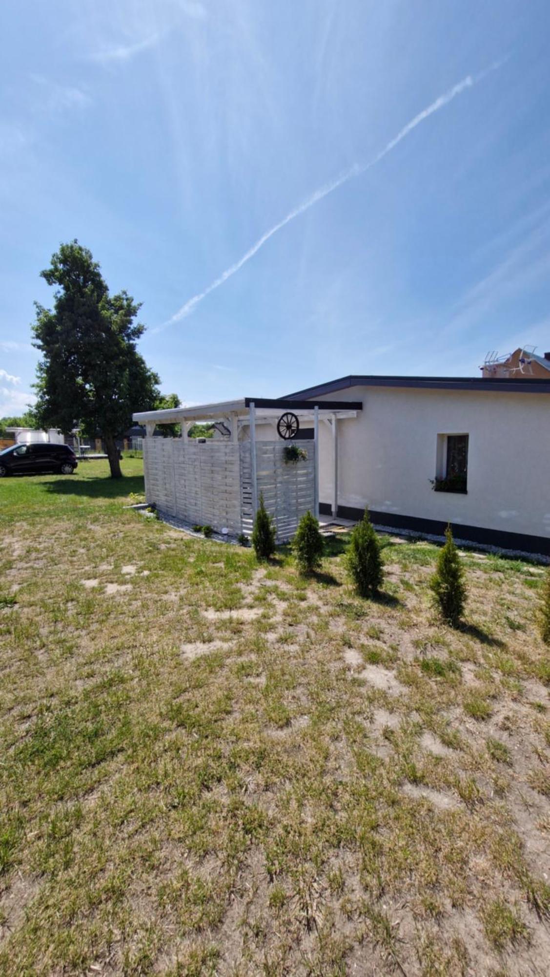 Villa Chatki Nad Wodnym Zakatkiem. à Wapnica  Extérieur photo